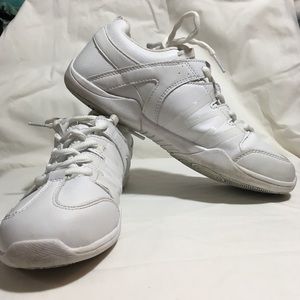 Varsity traditional cheer shoes